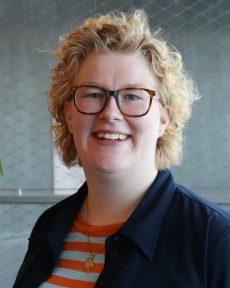 Cecilie (Medium)